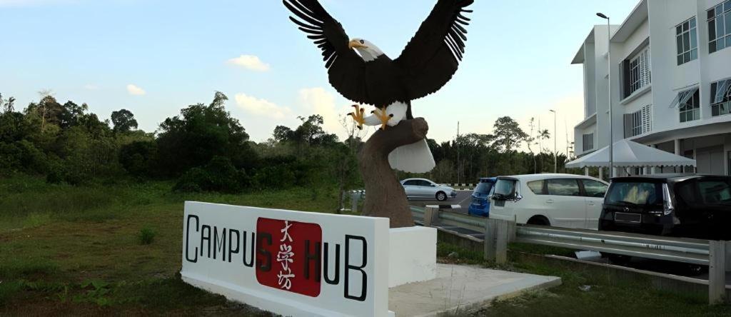 Place2Stay @ Campus Hub Kuching Exterior foto